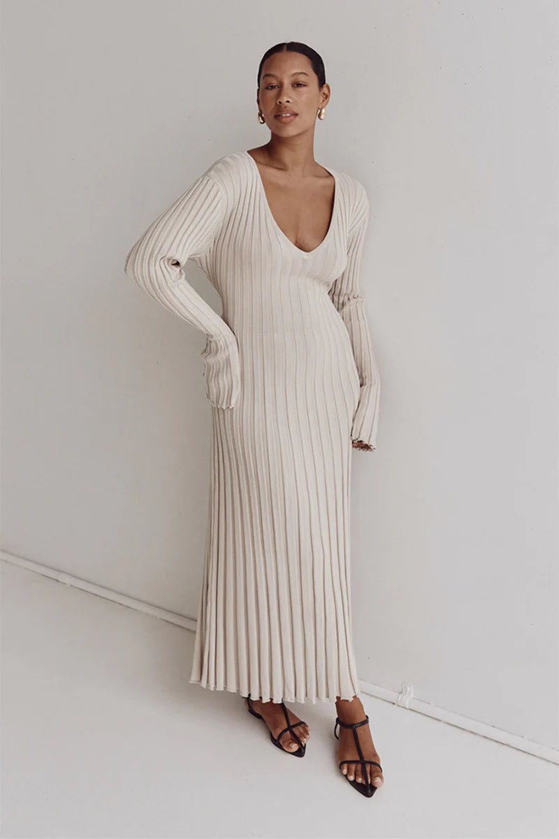 Robe Longue en Laine Décolleté